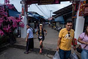 BIB: 
                            <button type="button" onclick="openModal(22795400)" class="btn btn-primary btn-sm float-right btn-popup" data-toggle="modal" data-target=".modal-high-quality">
                        <i class="fas fa-shopping-cart"></i> Add to Cart
                    </button>
                                            <button type="button" onclick="isThisMe(22795400, true)" class="btn btn-success btn-sm float-right btn-popup btn-isme hidden" data-toggle="tooltip" data-placement="bottom" title="นี่คือรูปของคุณใช่ไหม คลิกที่นี่เพื่อเอาเข้าอัลบั้ม">
                        <i class="fas fa-plus"></i> Add to album
                    </button>
                    <button type="button" onclick="isThisMe(22795400, false)" class="btn btn-warning btn-sm float-right btn-popup btn-isnotme hidden">
                        <i class="fas fa-ban"></i> Remove from album
                    </button>